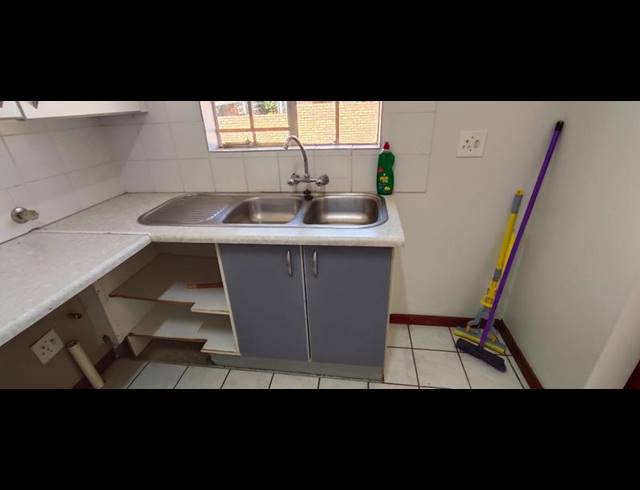 2 BEDROOM TOWNHOUSE FOR SALE IN AMANDASIG